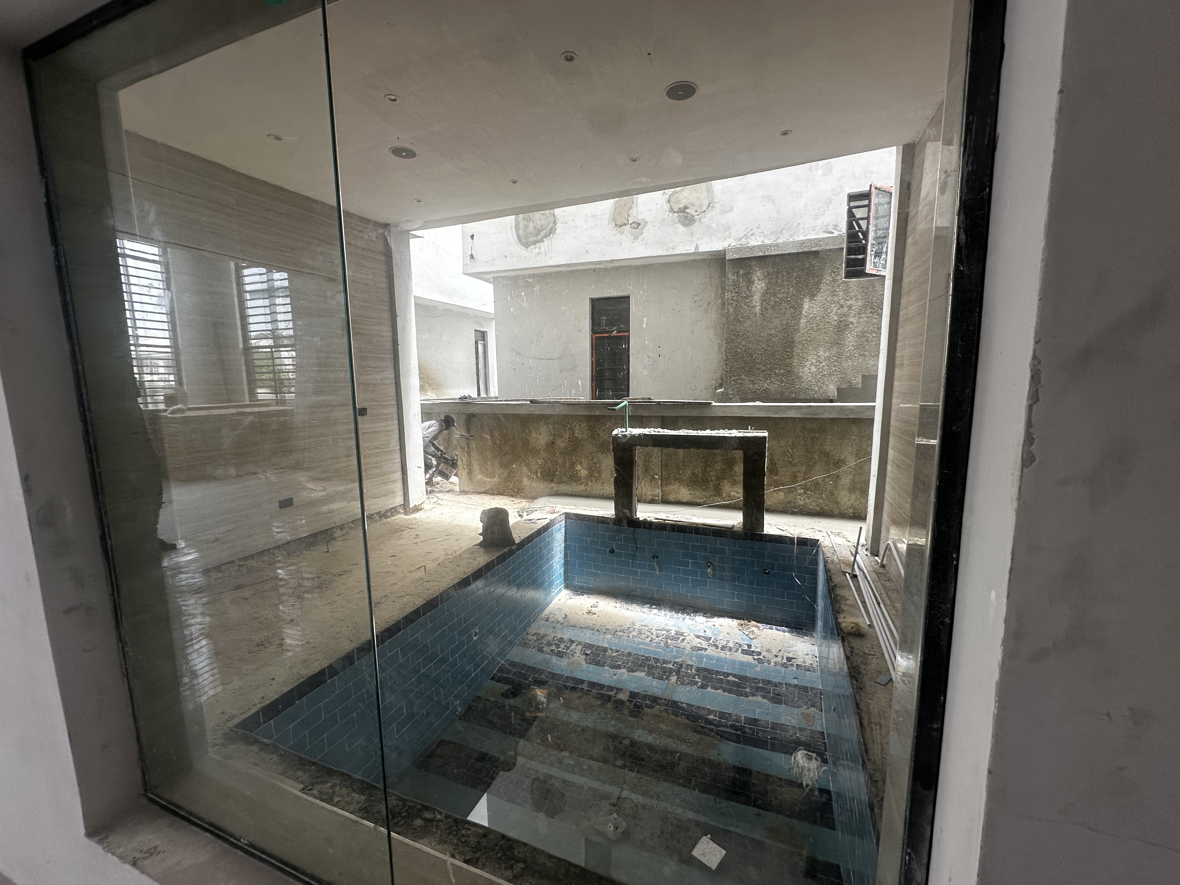 Tastefully Finished 6-Bedroom Fully Detached Duplex with Pool & CCTV, image 3 of 9