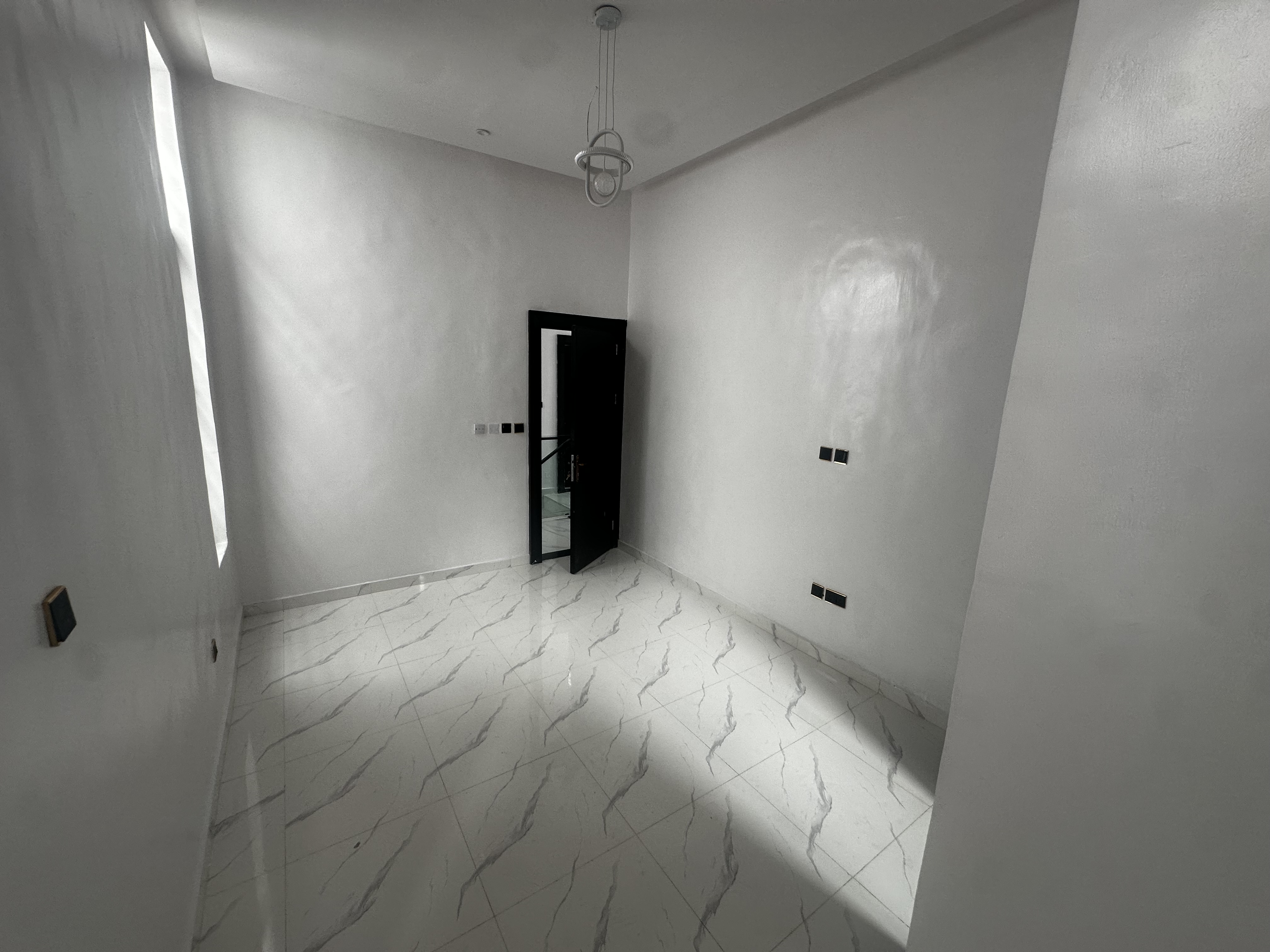 New Detached 4 Bedroom Duplex with BQ, image 2 of 9