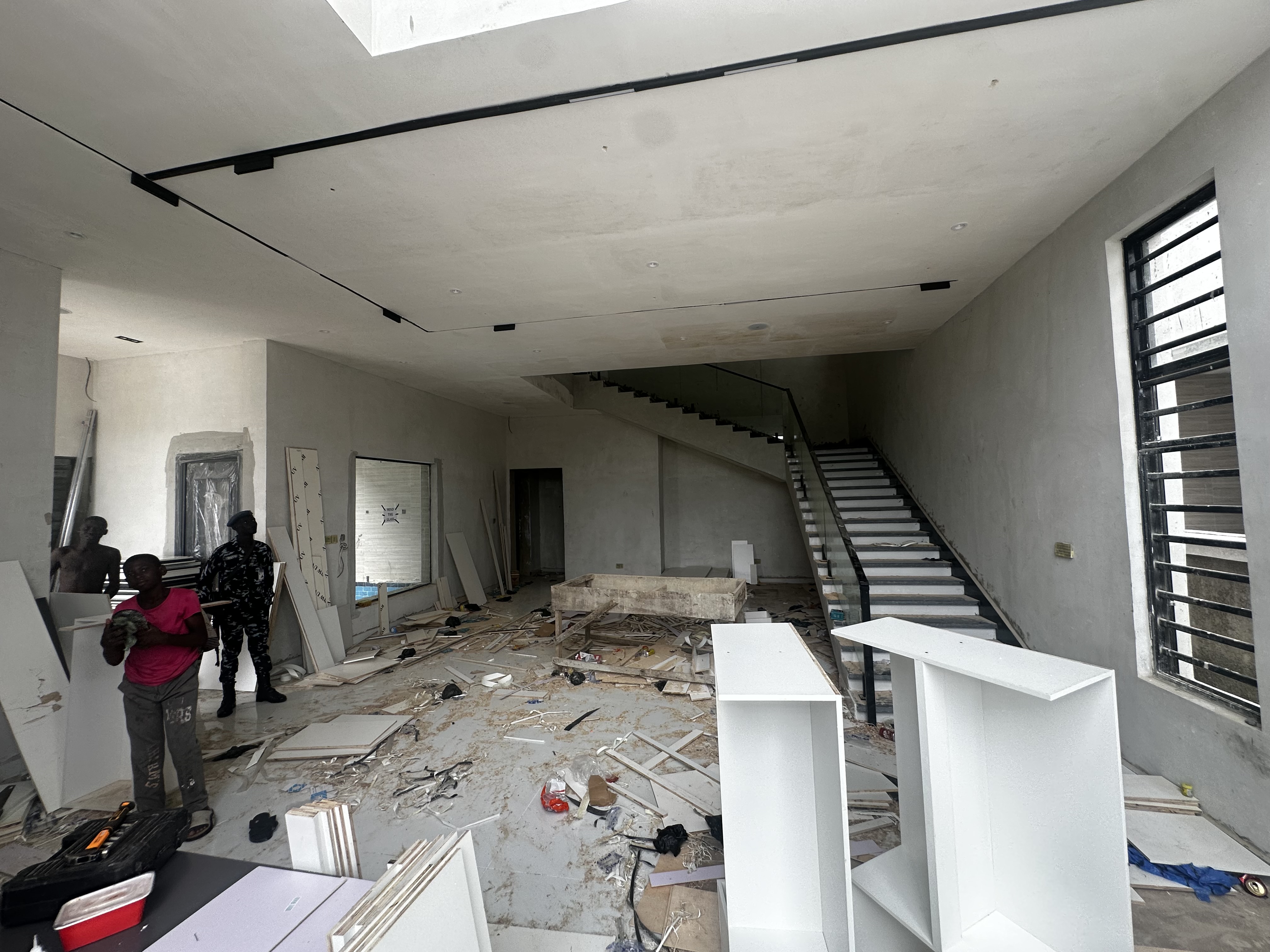 Luxury 6-Bedroom Detached Duplex with Automated Gate & Swimming Pool, image 3 of 10