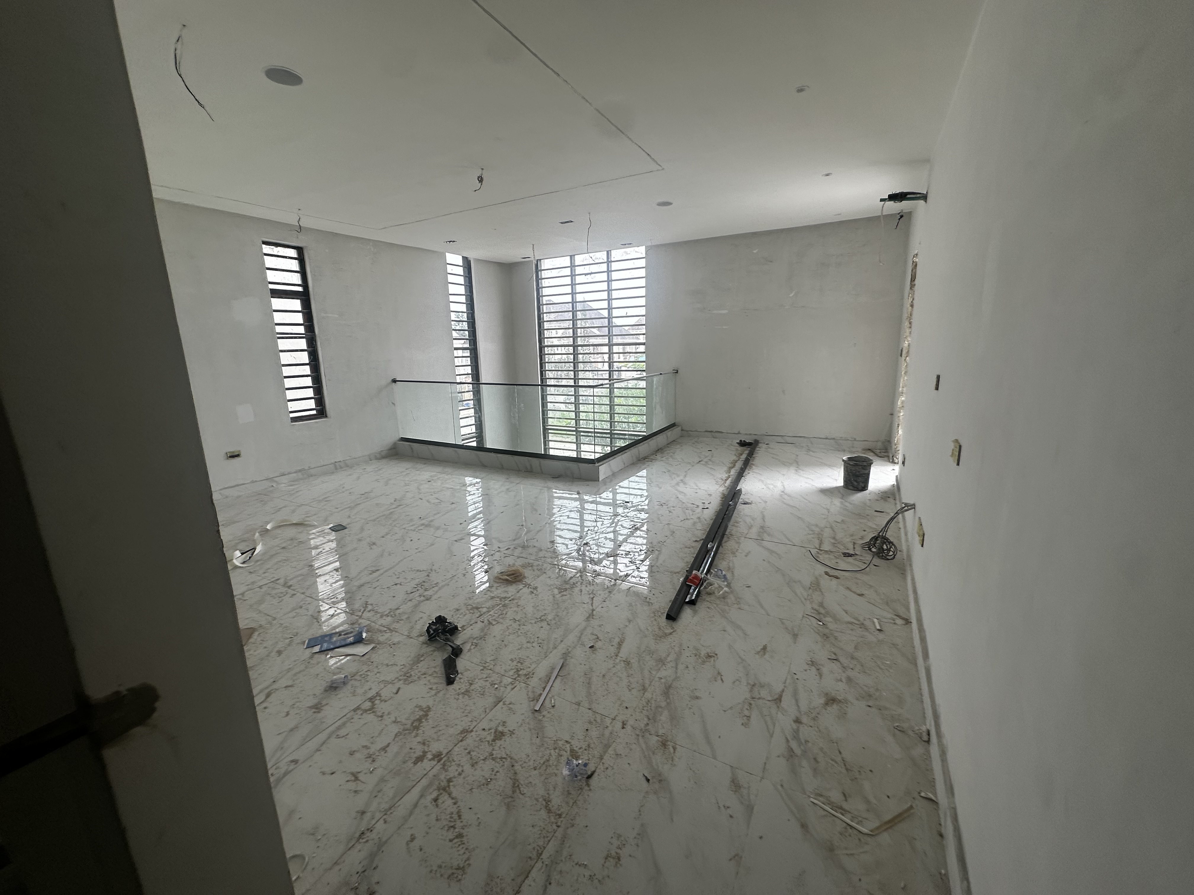 Luxury 6-Bedroom Detached Duplex with Automated Gate & Swimming Pool, image 5 of 10