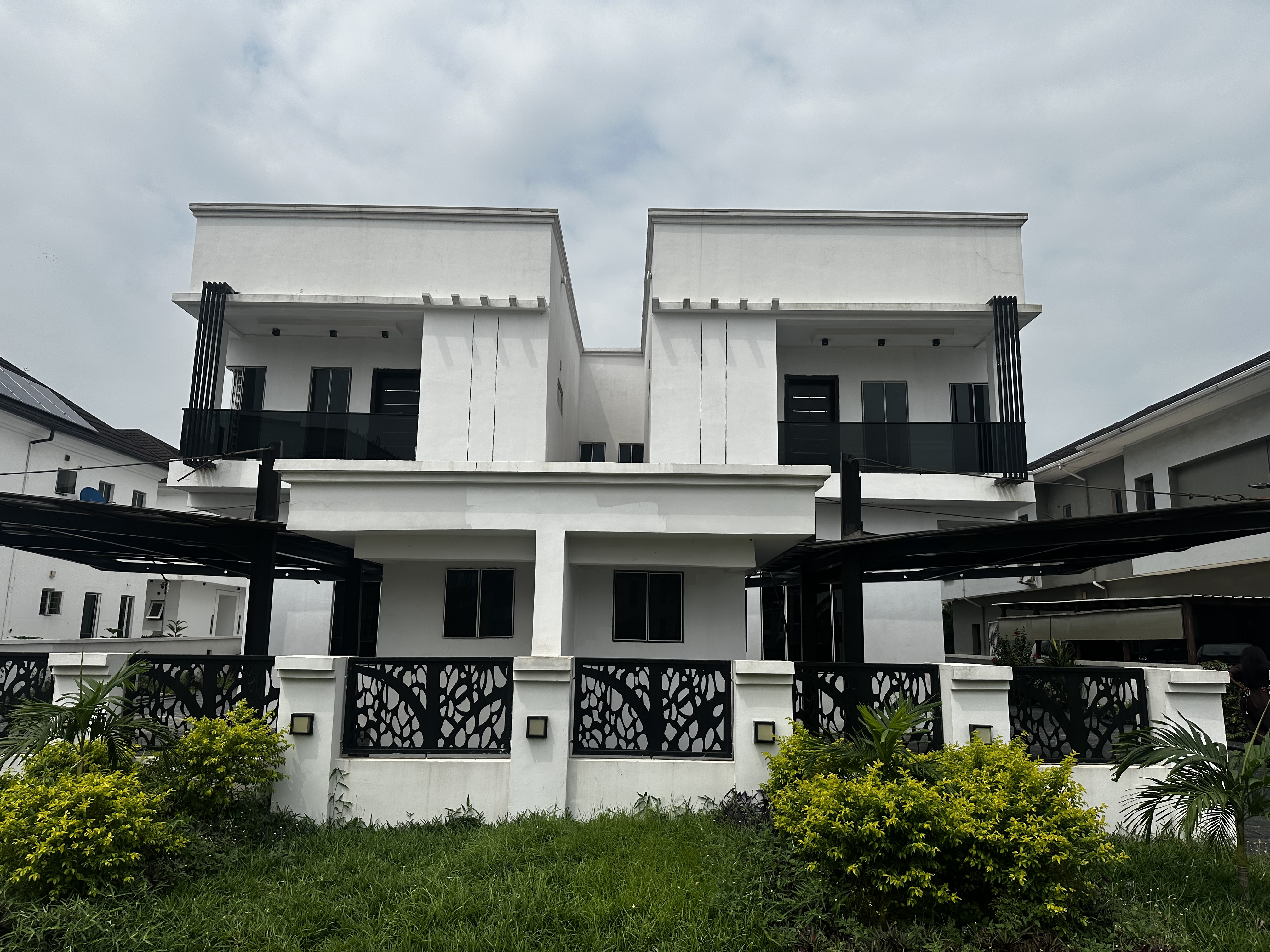Elegant 5 Bedroom Smart Home Duplex in Royal Garden Estate, Ajah - homes listing for ₦500,000,000