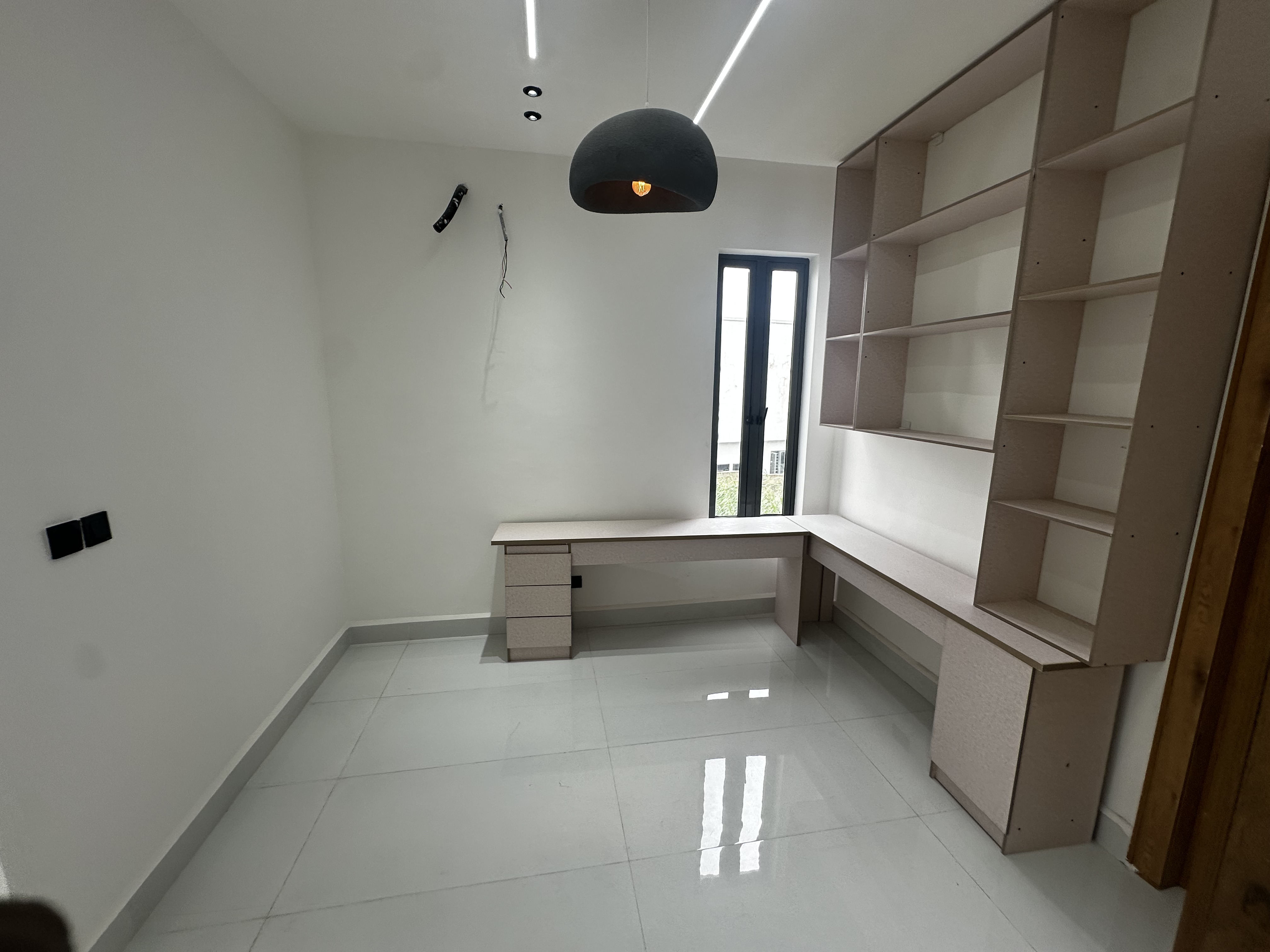 Stunning 5 Bedroom Detached Duplex with Gym, Pool and Cinema, image 10 of 13