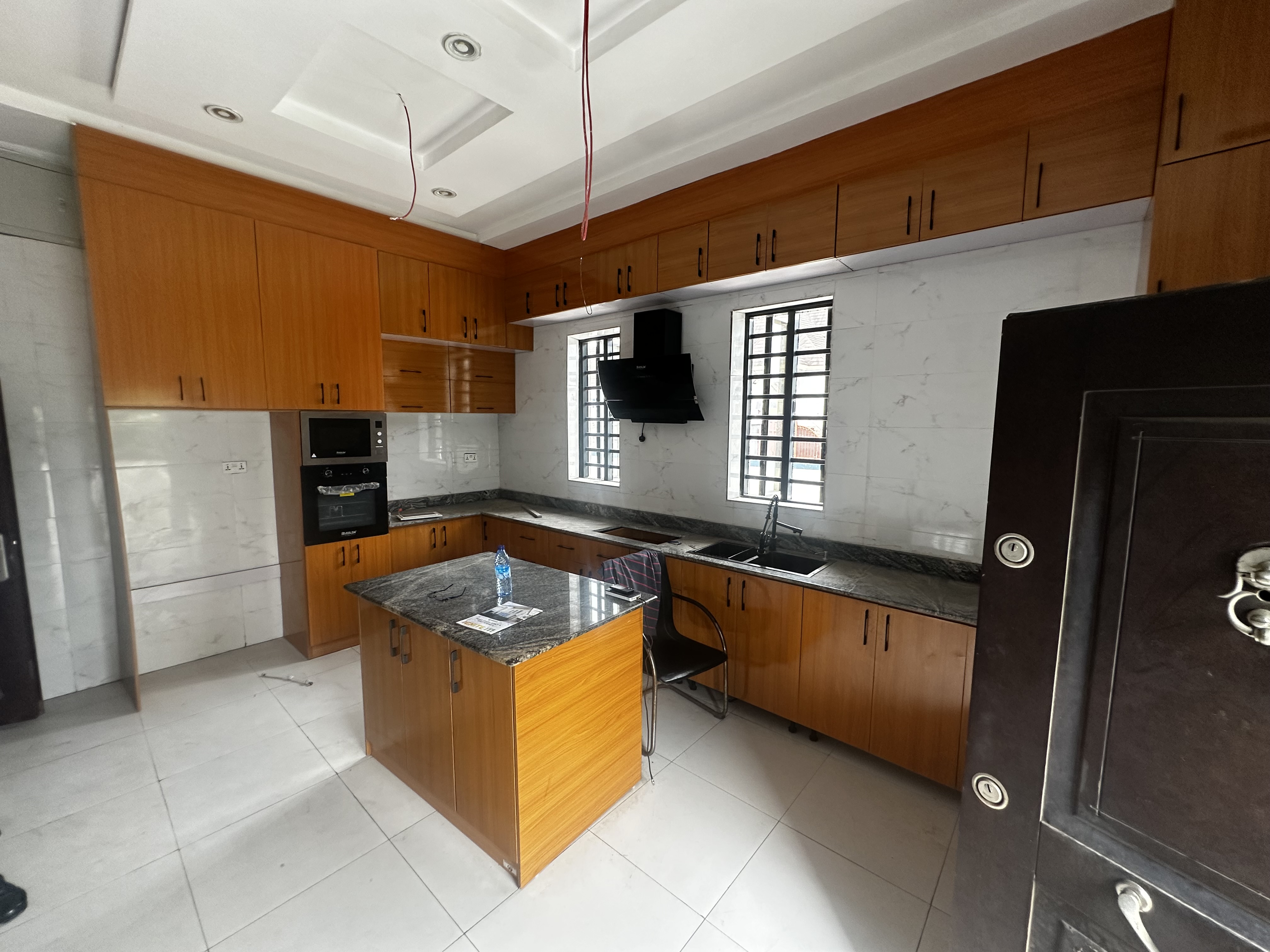 Luxury 4-Bedroom Fully Detached 3-Storey Duplex with Dedicated Transformer, image 7 of 7