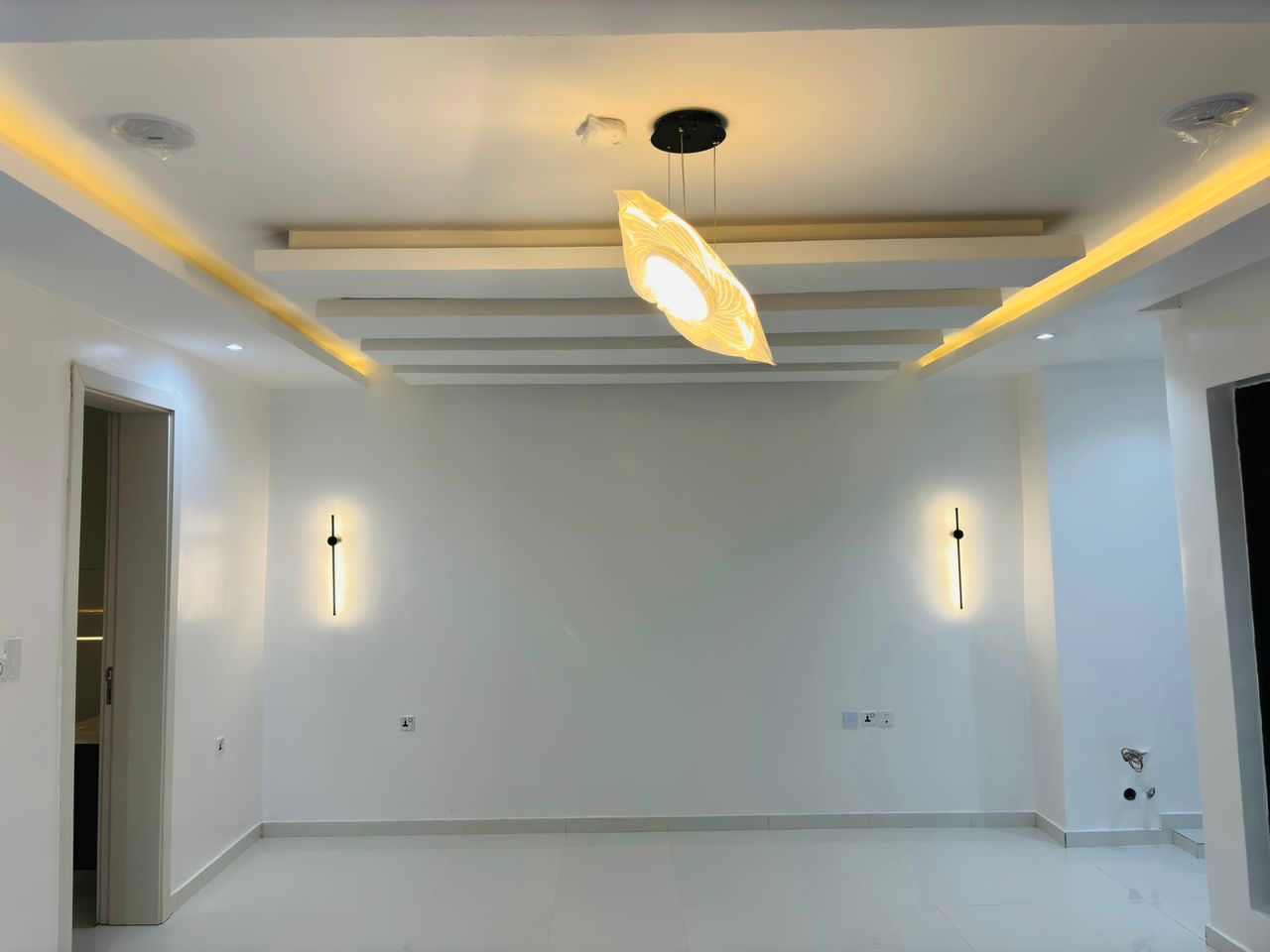 Smart 5-Bedroom Fully Detached Duplex with BQ, Cinema & Solar, image 3 of 12