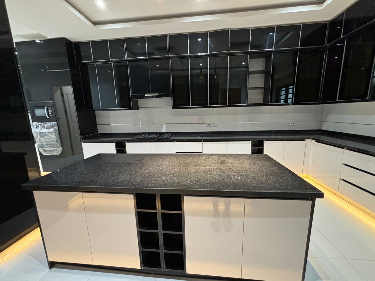 Smart 5-Bedroom Fully Detached Duplex with BQ, Cinema & Solar, image 12 of 12