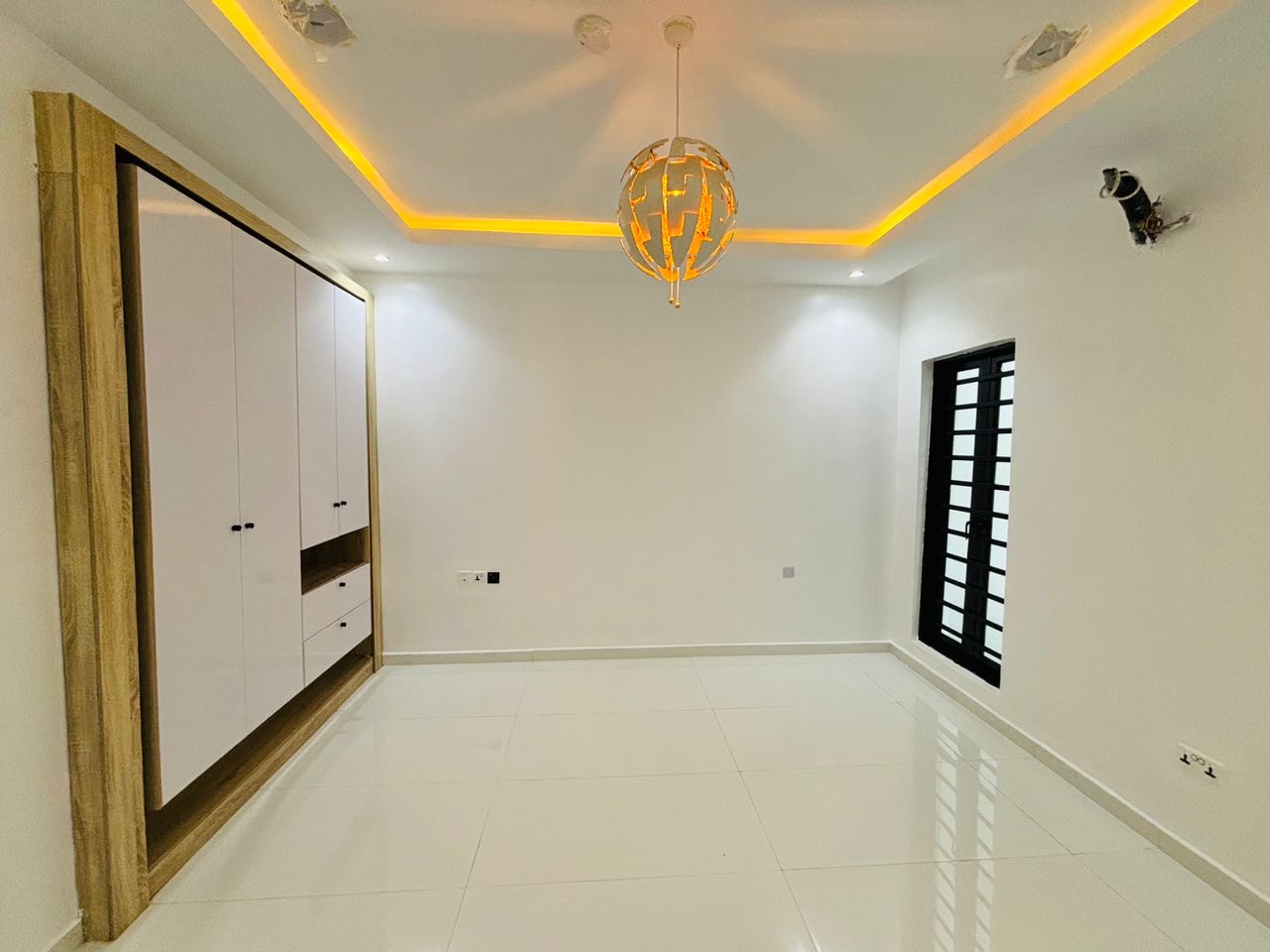 Smart 5-Bedroom Fully Detached Duplex with BQ, Cinema & Solar, image 4 of 12