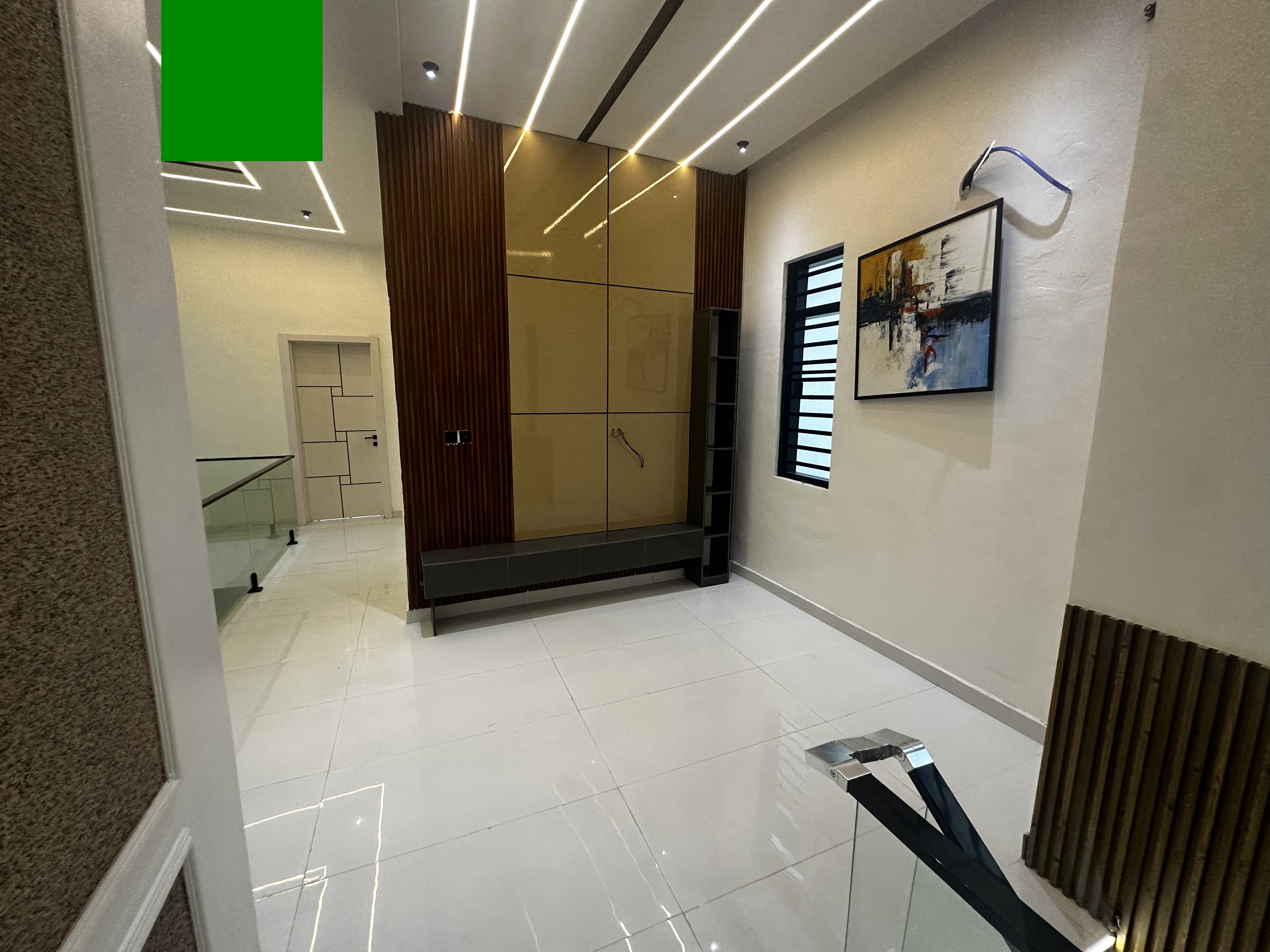 Amazing 5 Bedroom Detached Duplex with a Pool, image 7 of 11